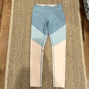 Outdoor voices pink block legging